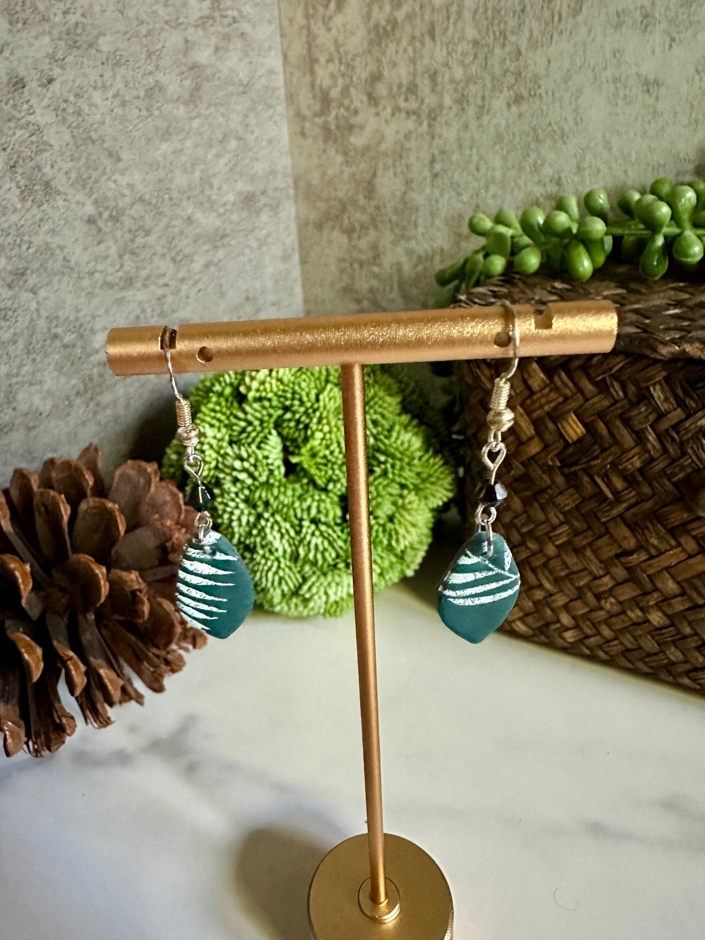 Green Fern Drop Point Earrings